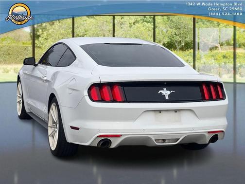 2016 Ford Mustang V6