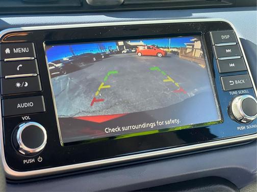 2024 Nissan Versa 1.6 SV