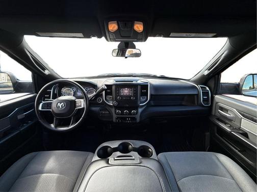 2021 RAM 3500 Big Horn Crew Cab 4x4 8' Box