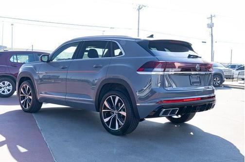 2026 Volkswagen Atlas Cross Sport 2.0T SEL Premium