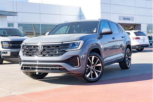 2026 Volkswagen Atlas Cross Sport 2.0T SEL Premium