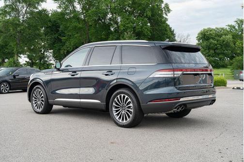 Flight Blue Metallic Clearcoat 2022 Lincoln Aviator Reserve AWD