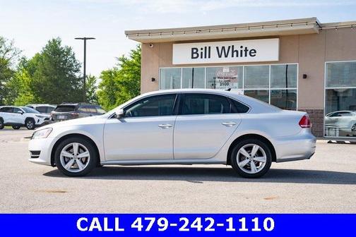 2013 Volkswagen Passat 2.0 TDI SE w/ Sunroof