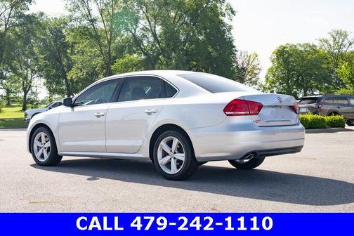 2013 Volkswagen Passat 2.0 TDI SE w/ Sunroof