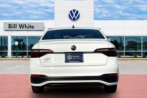 Pure White 2024 Volkswagen Jetta 1.5T Sport