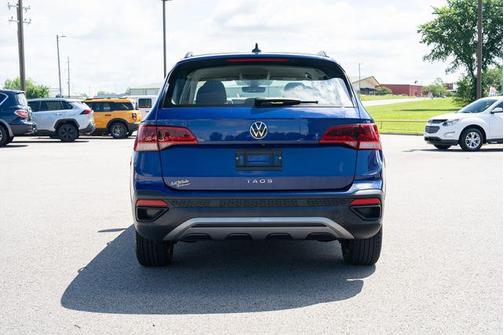 Dusk Blue Metallic 2024 Volkswagen Taos 1.5T S