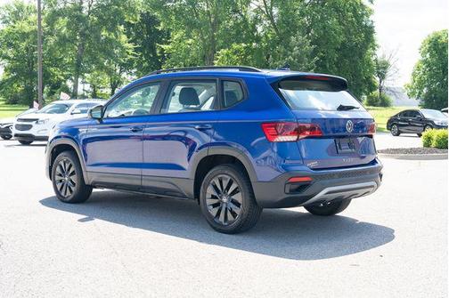 Dusk Blue Metallic 2024 Volkswagen Taos 1.5T S