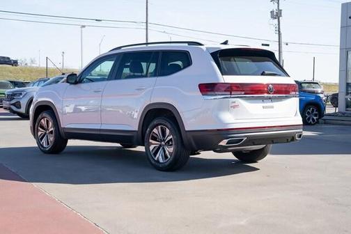2026 Volkswagen Atlas 2.0T SE