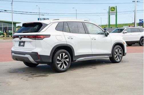 pure white 2026 Volkswagen Tiguan 2.0T S