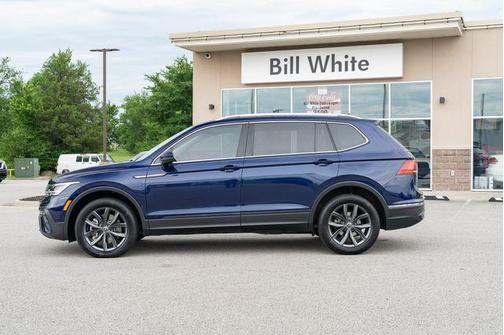 Atlantic Blue Metallic 2022 Volkswagen Tiguan 2.0T SE