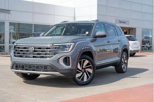 pure gray 2026 Volkswagen Atlas 2.0T SEL