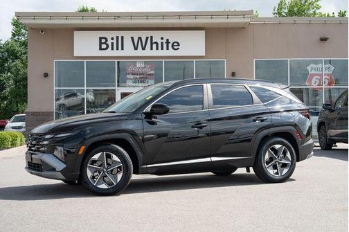 Phantom Black 2025 Hyundai TUCSON SEL