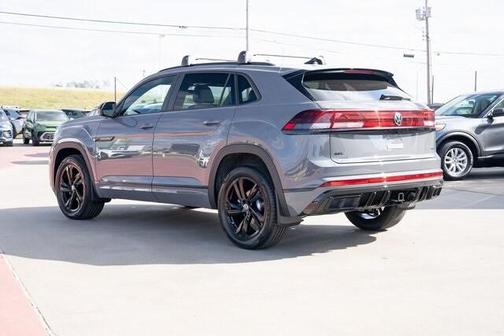 2026 Volkswagen Atlas Cross Sport 2.0T SEL