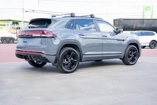 2026 Volkswagen Atlas Cross Sport 2.0T SEL