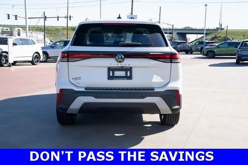 2025 Volkswagen Tiguan 2.0T SE