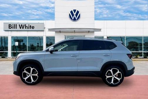 Monument Gray 2027 Volkswagen Taos SEL