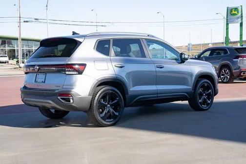 2026 Volkswagen Taos SEL