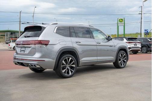 Silver Mist 2026 Volkswagen Atlas 2.0T SEL Premium R-Line 4MOTION