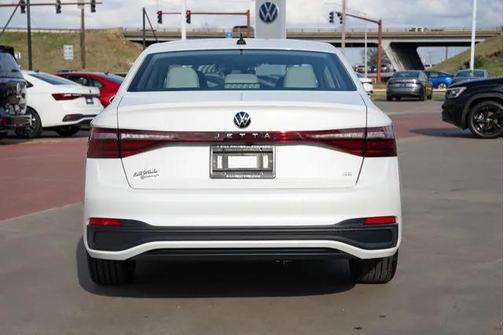 2026 Volkswagen Jetta 1.4T SE