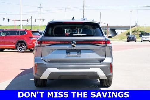 2025 Volkswagen Tiguan 2.0T SE