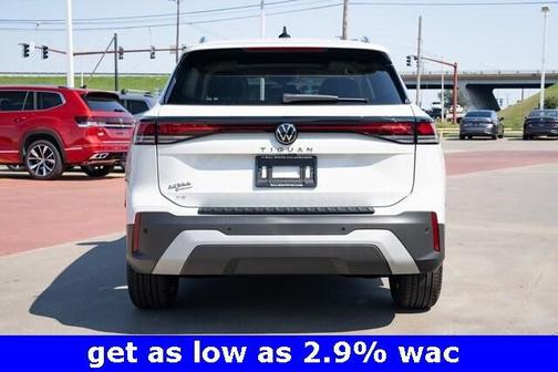 2025 Volkswagen Tiguan 2.0T SE