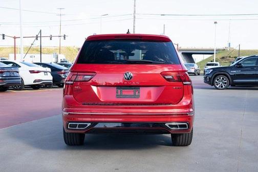 2024 Volkswagen Tiguan 2.0T SEL R-Line 4MOTION