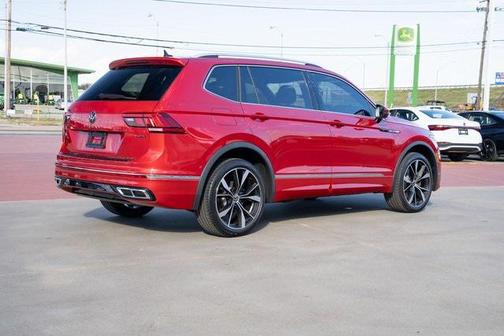 2024 Volkswagen Tiguan 2.0T SEL R-Line 4MOTION