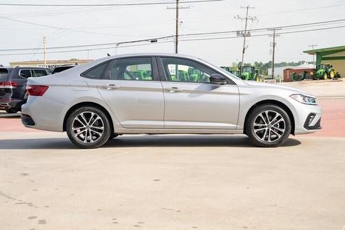 2025 Volkswagen Jetta 1.5T Sport