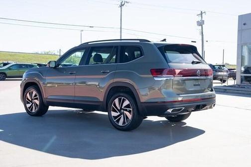 2026 Volkswagen Atlas 2.0T SE w/Technology 4MOTION