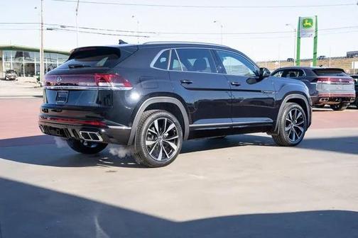 2026 Volkswagen Atlas Cross Sport 2.0T SEL Premium