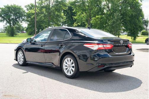 Midnight Black Metallic 2019 Toyota Camry LE