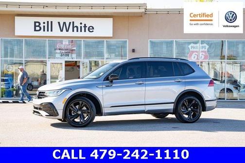 2024 Volkswagen Tiguan 2.0T SE R-Line Black