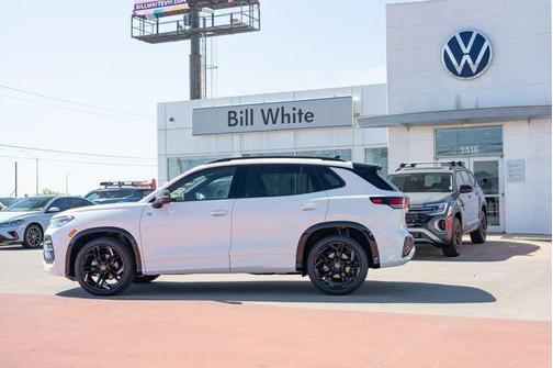 Opal White Pearl 2026 Volkswagen Tiguan 2.0T SE R-Line Black