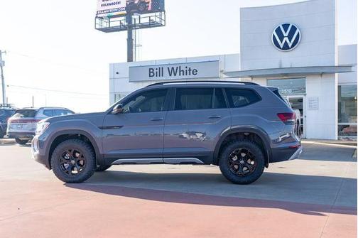 2026 Volkswagen Atlas Peak Edition