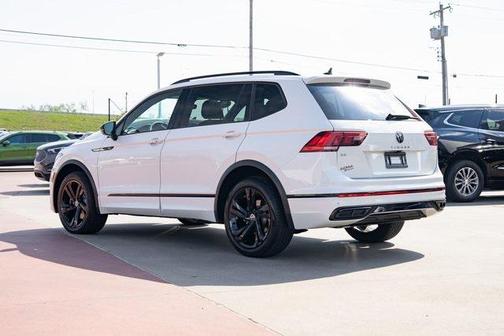 2023 Volkswagen Tiguan 2.0T SE R-Line Black