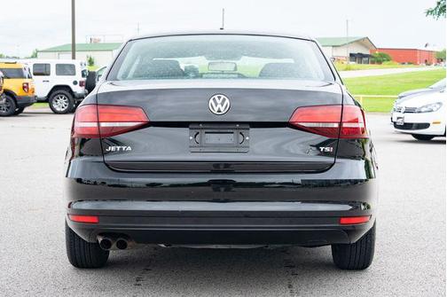 Black Uni 2016 Volkswagen Jetta 1.4T S
