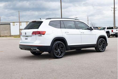 2022 Volkswagen Atlas 2.0T SE w/Technology