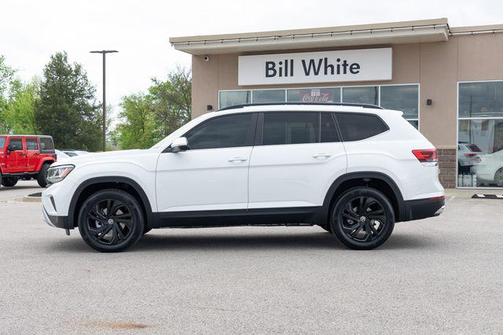 2022 Volkswagen Atlas 2.0T SE w/Technology