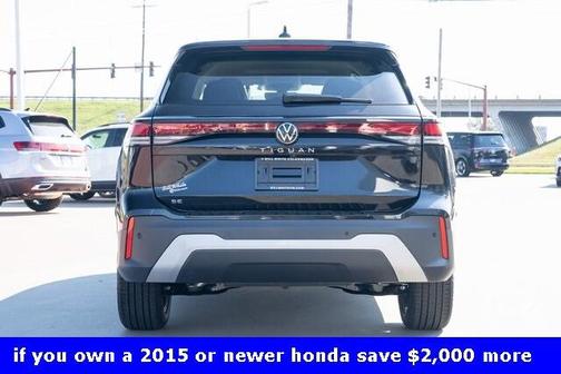 2025 Volkswagen Tiguan 2.0T SE