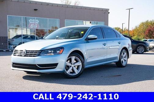2013 Volkswagen Passat 2.0 TDI SE w/ Sunroof