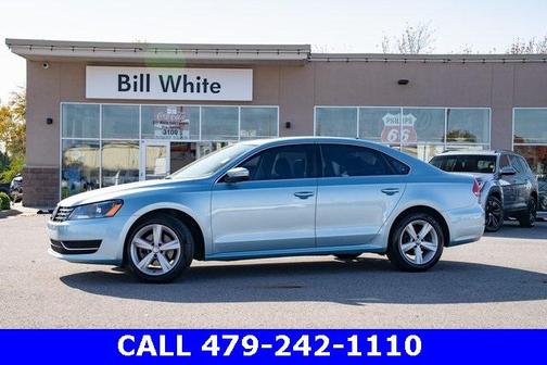 2013 Volkswagen Passat 2.0 TDI SE w/ Sunroof
