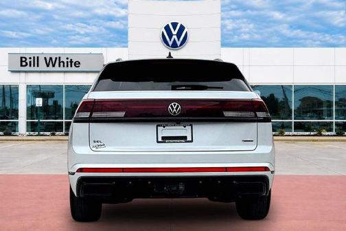 Opal White Pearl 2026 Volkswagen Atlas Cross Sport 2.0T SEL