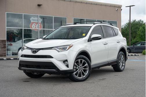 Blizzard Pearl 2017 Toyota RAV4 Limited
