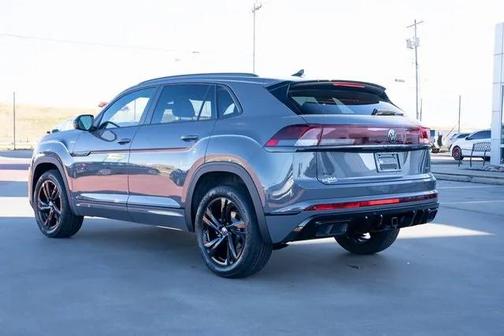 2026 Volkswagen Atlas Cross Sport 2.0T SEL