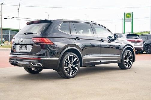 2023 Volkswagen Tiguan 2.0T SEL R-Line 4MOTION