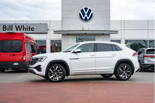 opal white pearl 2026 Volkswagen Atlas Cross Sport 2.0T SEL Premium
