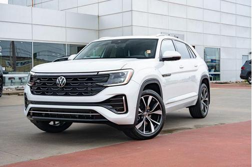 opal white pearl 2026 Volkswagen Atlas Cross Sport 2.0T SEL Premium