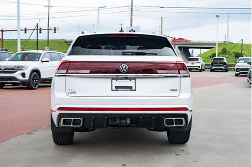 opal white pearl 2026 Volkswagen Atlas Cross Sport 2.0T SEL Premium