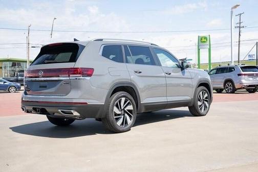 2026 Volkswagen Atlas 2.0T SEL
