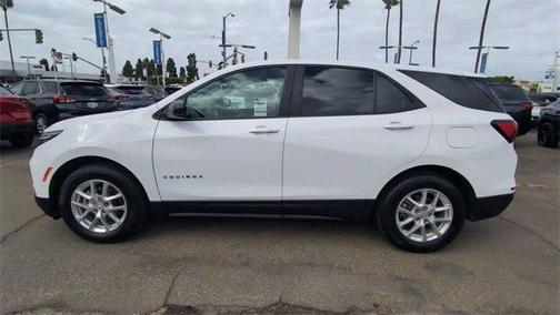 2022 Chevrolet Equinox LS